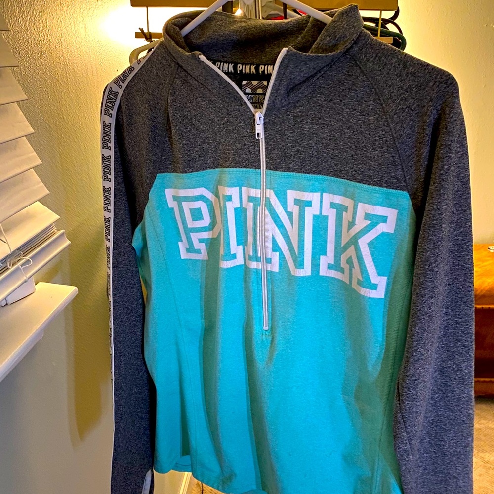 PINK athletic top